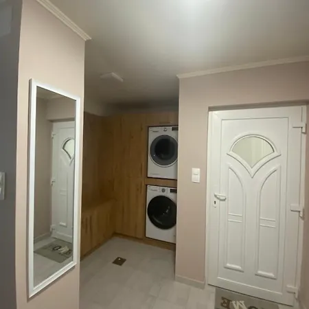 Hotter Apartment *
